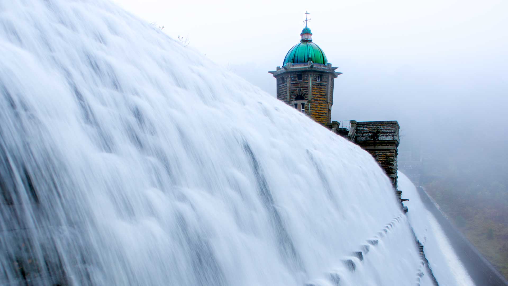 Wales, elan valley penygarreg